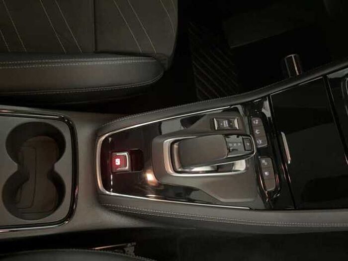 Opel Grandland X Ultimate AWD CarPlay Navi Kamera LED Winterpaket