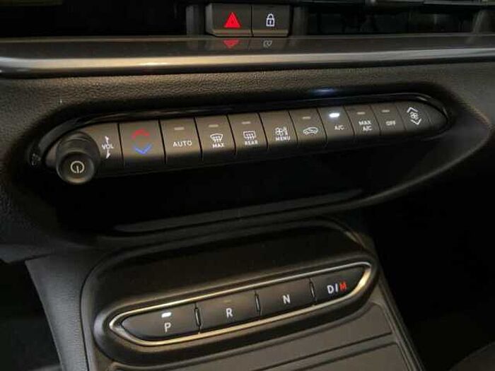 Fiat 600 Hybrid Special Edition 1.2 CarPlay Navi Kamera PDC