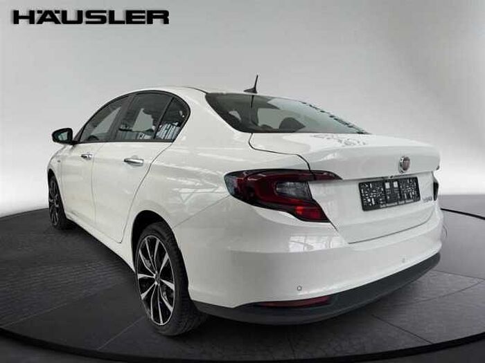 Fiat Panda Sedan Urban *Klimaautomatik* *PDC* *Kamera* *CarPlay* uvm.