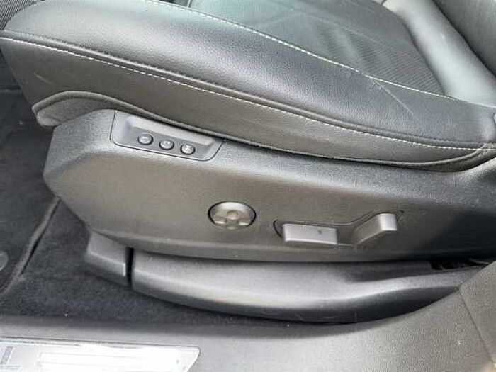 Opel Grandland X 1.6 Plug-In Ultimate*Matrix*Leder*Kamera*Carplay