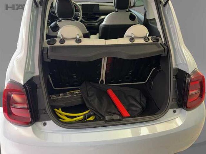 Fiat 500e La Prima LED Kamera Abstandstempomat