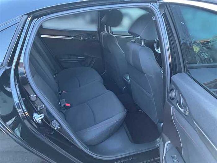 Honda Civic 1.0 Executive Sport CVT Schiebedach Navi Sitzheizung LED