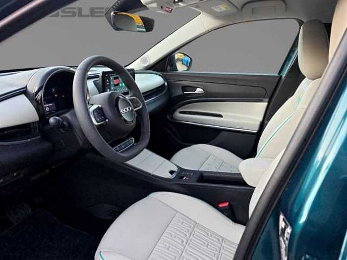 Fiat 600e La Prima mit Scheibenheizung*Keyless*ACC