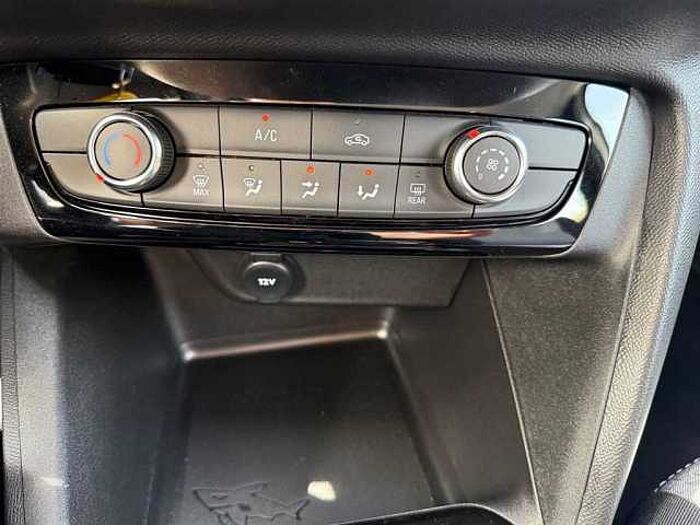 Opel Corsa 1,2 mit LED Scheinwerfer Klimaanlage Einparkhilfe hi Lederlenkrad