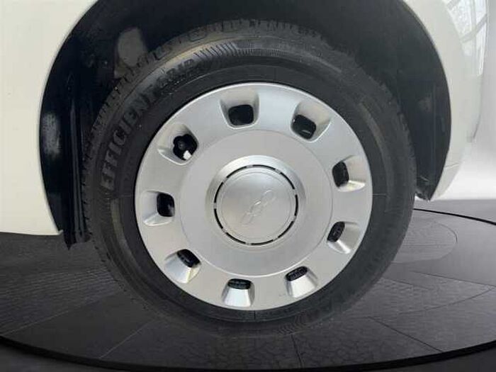 Fiat 500 *Klimaanalge* *Carplay* Licht- und Regensensor* *PDC* uvm.