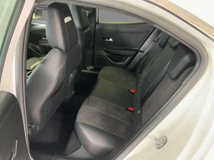 Opel Mokka Ultimate LED Kamera Navi CarPlay Winterpaket