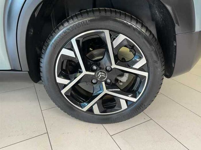 Citroen C3 Aircross PT 130 Automatik Kamera Schiebedach KeyLess Navi