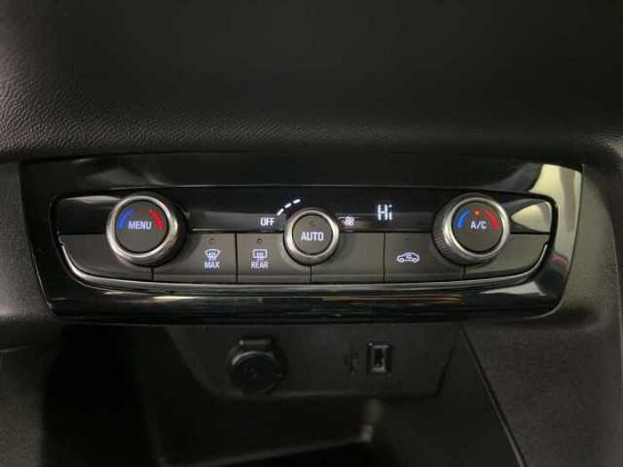 Opel Corsa Elegance PDC hinten LED Navigation CarPlay