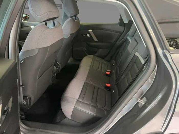 Citroen C4 PT 130 S&S EAT8 Shine Kamera LED Navi Sitzheizung