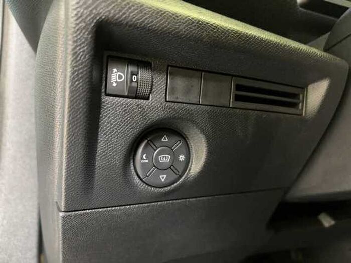 Citroen C4 PS 130 S&S EAT8 Shine LED Kamera Navi Sitzheizung