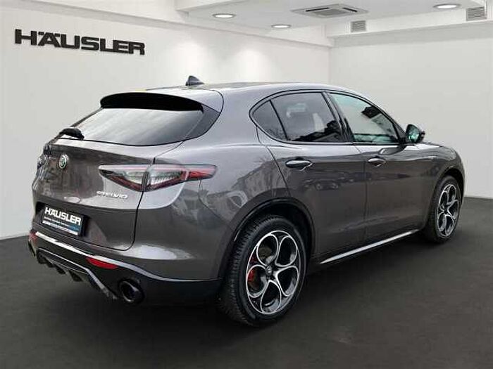 Alfa Romeo Stelvio 2.2D Q4 Veloce LED ACC Kamera Navi Leder Sitz+Lenkradheizung