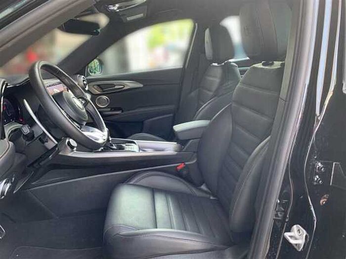 Alfa Romeo Tonale 1.5 AT Veloce ACC LED Kamera Navi Sitz+Lenkradheizung