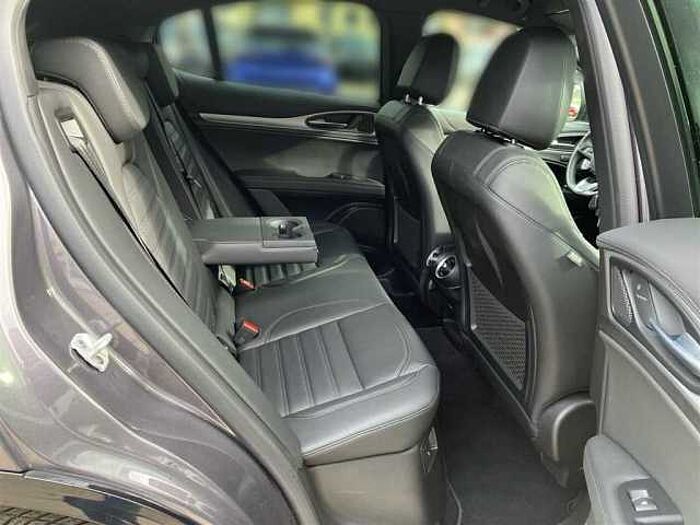Alfa Romeo Stelvio 2.0 Q4 Veloce ACC LED Navi Leder Sitz+Lenkradheizung
