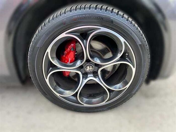 Alfa Romeo Stelvio 2.0 Q4 Veloce ACC LED Navi Leder Sitz+Lenkradheizung