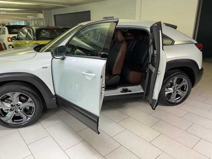 Mazda MX-30 SKYACTIV Klimaautomatik Rückfahrkamera Navi LED