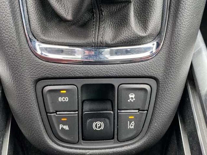 Opel Zafira Tourer Innovation*2.0*Kamera*PDC*SHZ*7 Sitze*