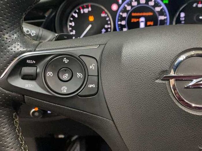 Opel Insignia ST*Ultimate*2.0*Navi*Massagesitz*AHK*