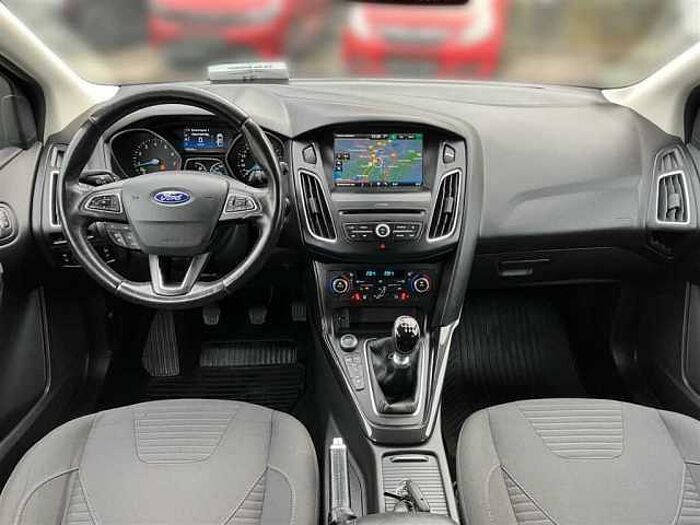 Ford Kuga 1.0 T Turnier Titanium PDC Navi Sitz+Lenkradheizung