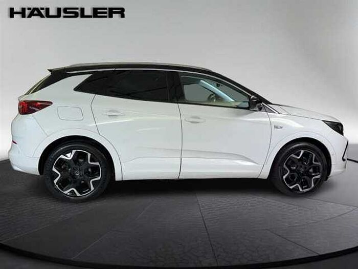 Opel Grandland X 1.6T Ultimate AWD Automatik AHK LED Kamera Navi