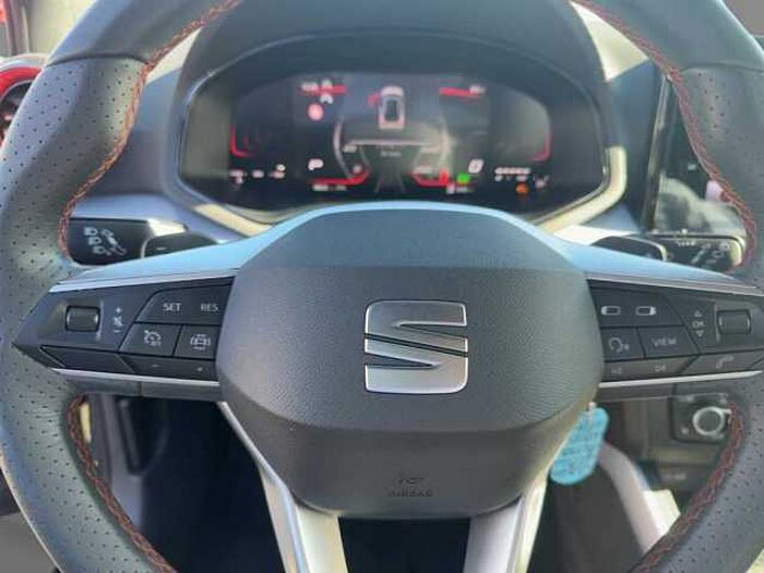 SEAT Arona FR Automatik *LED* *Navi* *SHZ* *PDC* *CarPlay* uvm.