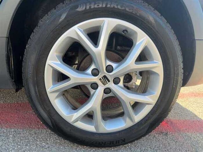 SEAT Arona FR Automatik *LED* *Navi* *SHZ* *PDC* *CarPlay* uvm.