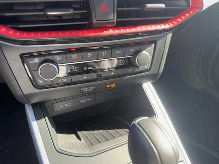 SEAT Arona FR Automatik *LED* *Navi* *SHZ* *PDC* *CarPlay* uvm.