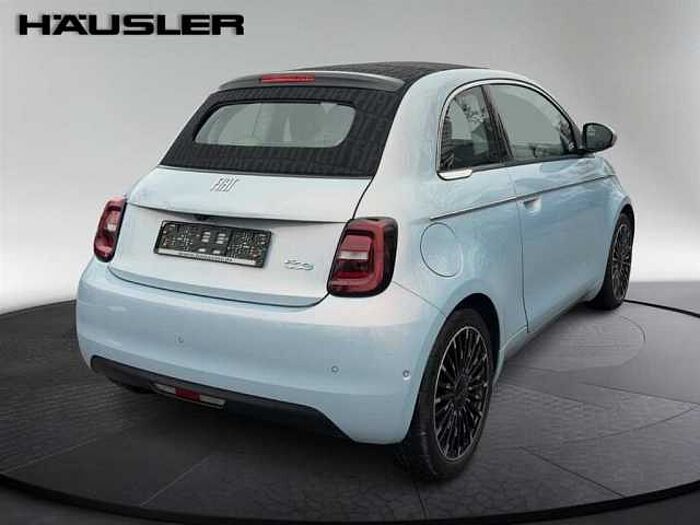 Fiat 500 Elektro 42 kWh 3-Phasen-Onboard-Charger Cabrio La Prima *Navi* *PDC vo. und