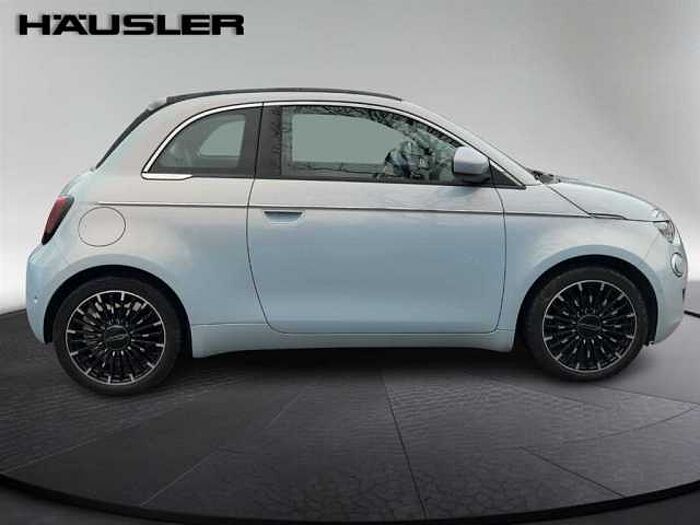 Fiat 500 Elektro 42 kWh 3-Phasen-Onboard-Charger Cabrio La Prima *Navi* *PDC vo. und