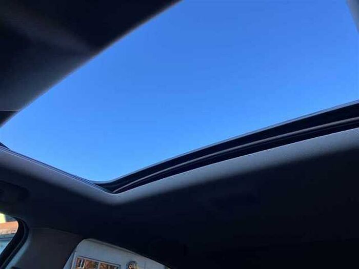 Opel Mokka 1.4T AT Ultimate Glasdach Bose LED Kamera Navi PDC