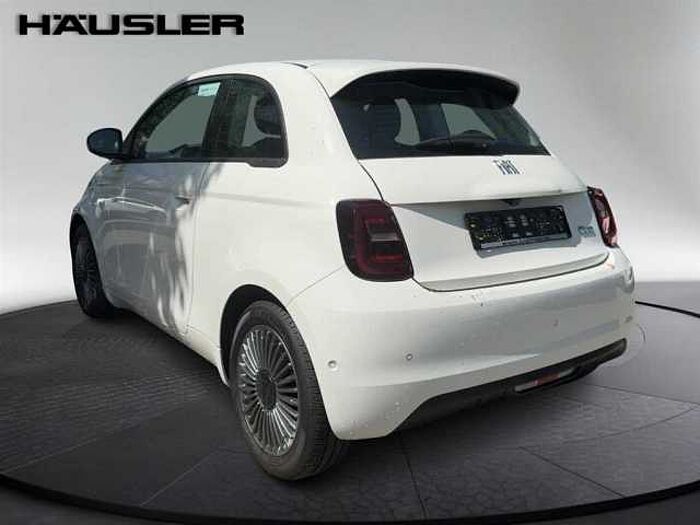 Fiat 500 Elektro 42 kWh 3-Phasen-Onboard-Charger *PDC*Sitzheizung*Kamera*Alufelgen*