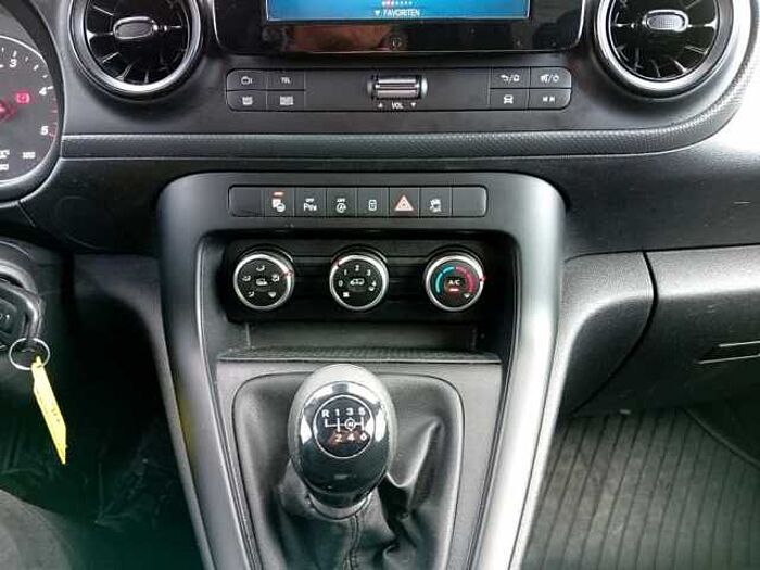 Mercedes-Benz Citan Kasten CDI BASE *Navi*Kamera*Tempomat*Holz-wand&-boden*