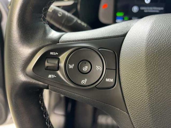 Opel Corsa Elegance CarPlay Navi Kamera Winterpaket PDC