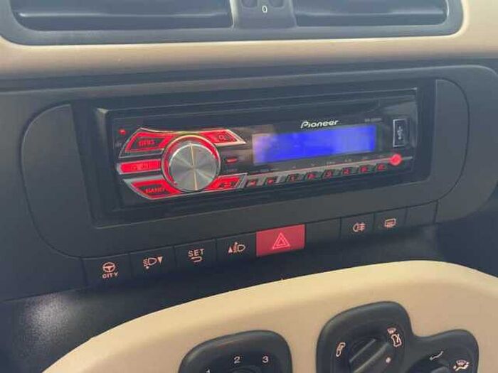 Fiat Tipo 1,2 Klimaanlage Radio USB ele. Fensterheber