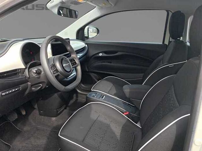 Fiat 500e mit RFK*SHZ*CarPlay