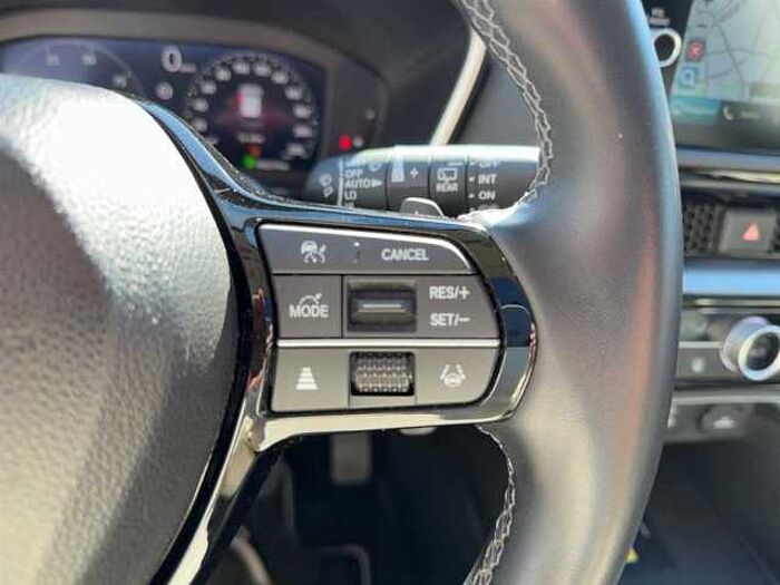 Honda CR-V Hybrid 2.0 Advance Allrad*Navi*Sitz-u. Lenkradheizung*Leder*Panoramadach*Kam