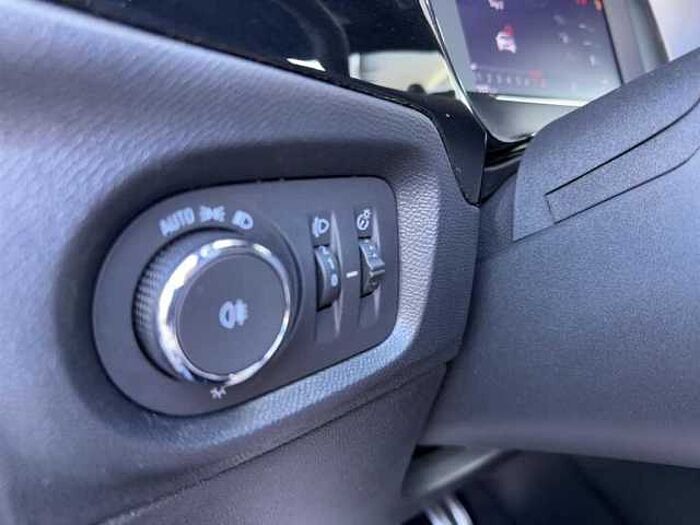 Opel Corsa GS 130Ps Aut. LED PDC SHZ Tempomat Carplay uvm.