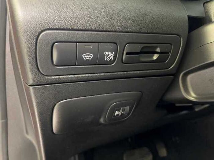 Citroen C3 Aircross PT130 Shine Navi CarPlay Schiebedach Kamera LED