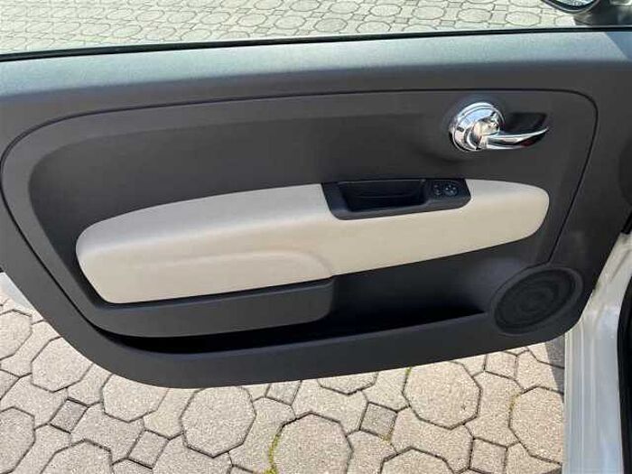 Fiat 500C 60 Jahre Edition mit PDC*Navi*Ledersitze