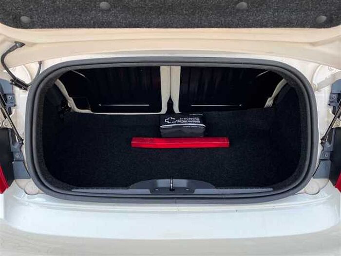 Fiat 500C 60 Jahre Edition mit PDC*Navi*Ledersitze