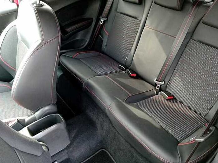 Peugeot 208 1.2 PureTech Allure *Navi*Kamera*Sitzheizung*Klimaautom.*