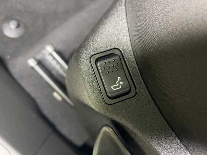 Fiat 500X 1.5 GSE Automatik Rückfahrkamera CarPlay PDC