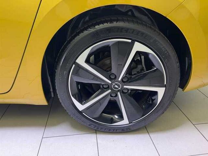 Opel Astra 1.2T Elegance Automatik Kamera Winterpaket Navi