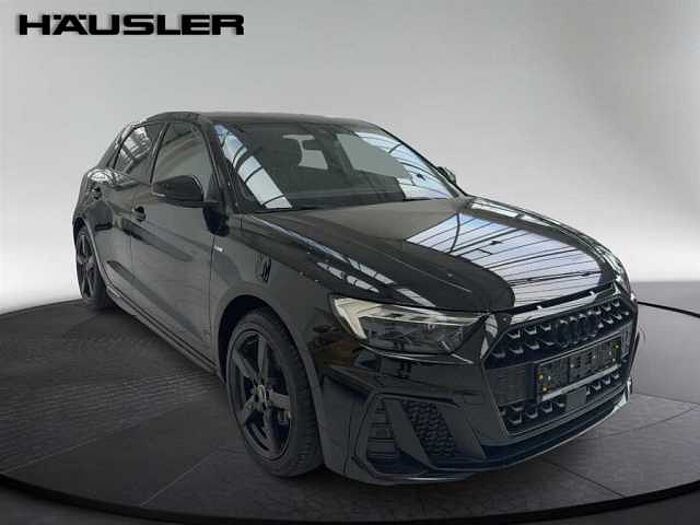 Audi A1 Sportback S-line Automatik *Keyless Go* *Totwinkel-Assistent* *Carplay* *Rück