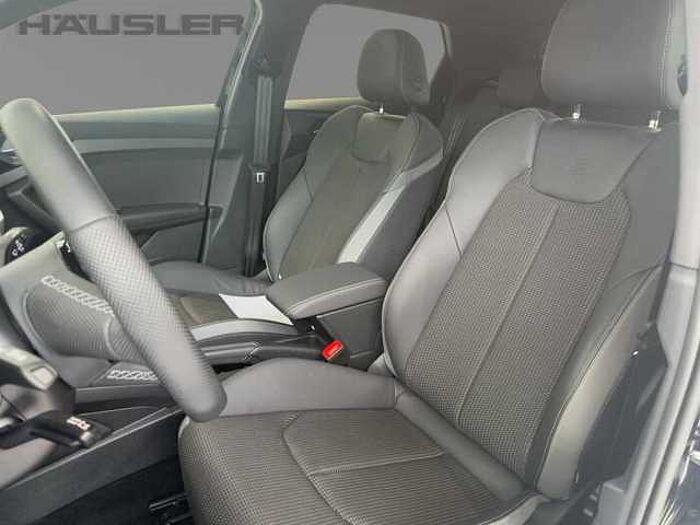 Audi A1 Sportback S-line Automatik *Keyless Go* *Totwinkel-Assistent* *Carplay* *Rück