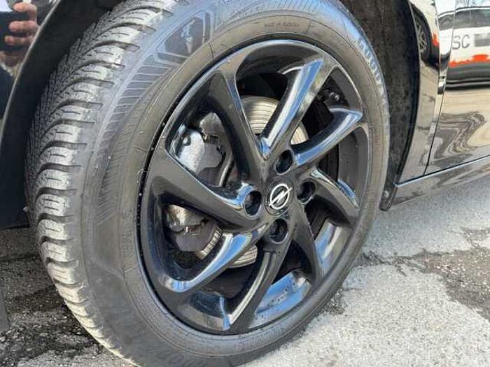 Opel Corsa GS 1.2 PDC*Sitz-u.Lenkradheizung*Bluetooth*Isofix*Totwinkel-Assistent*uvm.