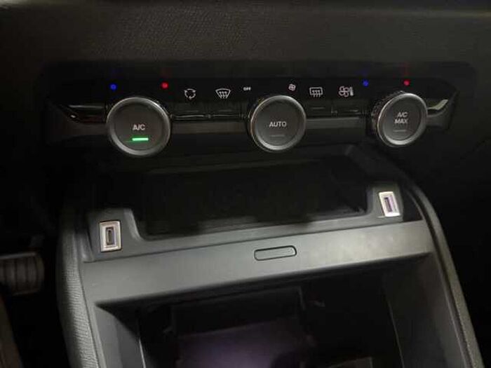 Citroen C4 PureTech*Navi*Kamera*PDC*Head Up*