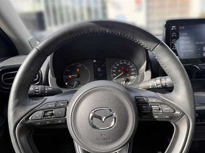 Mazda 2 1.5 AGILE Hybrid VVT-i mit Sitzheizung Rückfahrkamera Tempomat