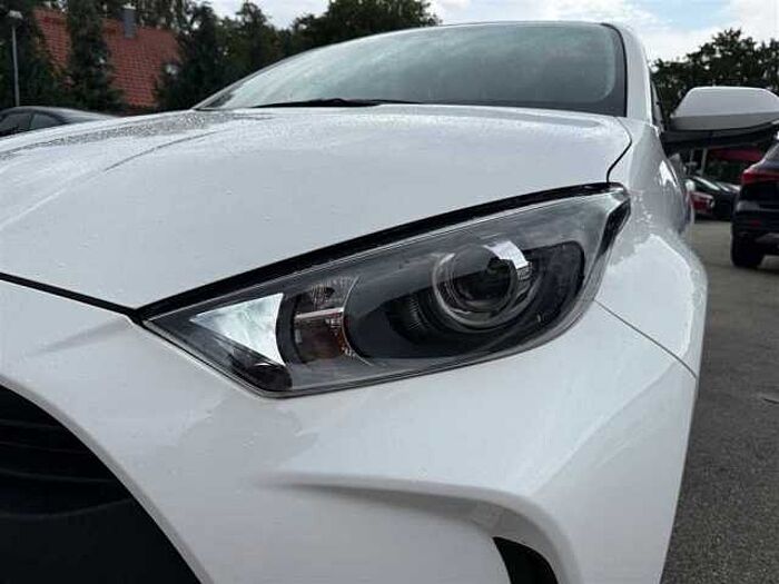 Mazda 2 1.5 AGILE Hybrid VVT-i mit Sitzheizung Rückfahrkamera Tempomat