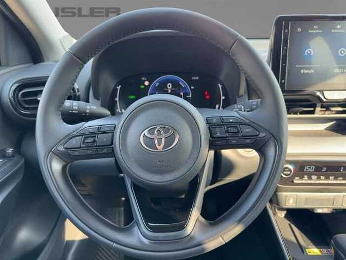 Toyota Yaris 1.5 Dual-VVT-iE (Hybrid) Teamplayer mit ACC*SHZ*Keyless