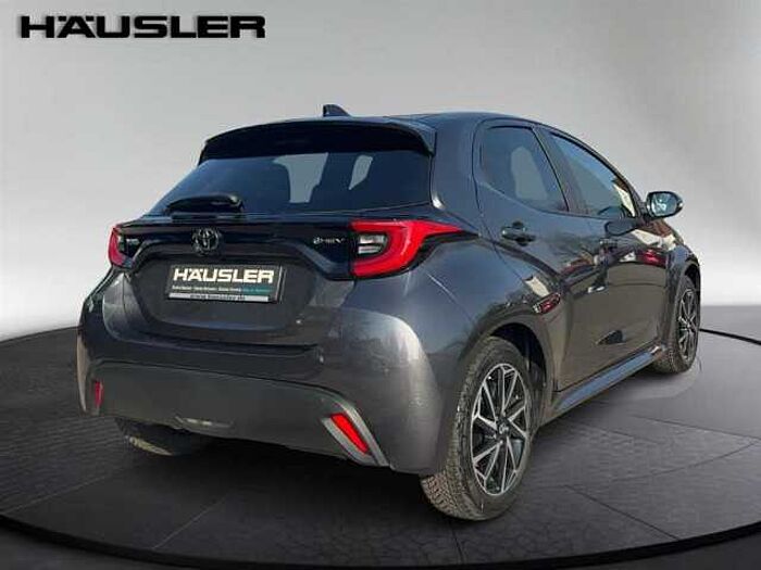 Toyota Yaris 1.5 Dual-VVT-iE (Hybrid) Teamplayer mit ACC*SHZ*Keyless